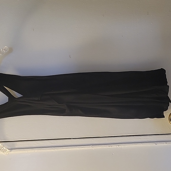 Top - Picture 2 of 4